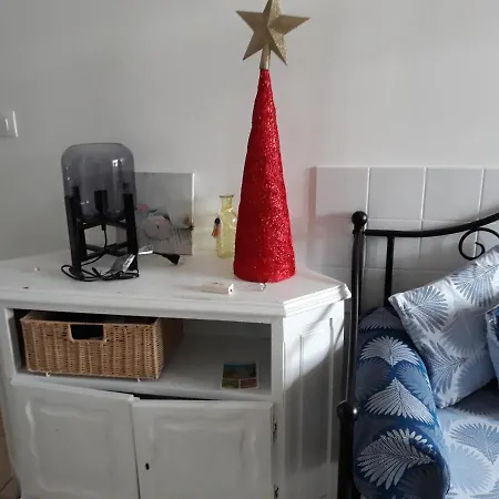 Oda ve Kahvaltı D'hotes Elvire Et Laurent Barbey